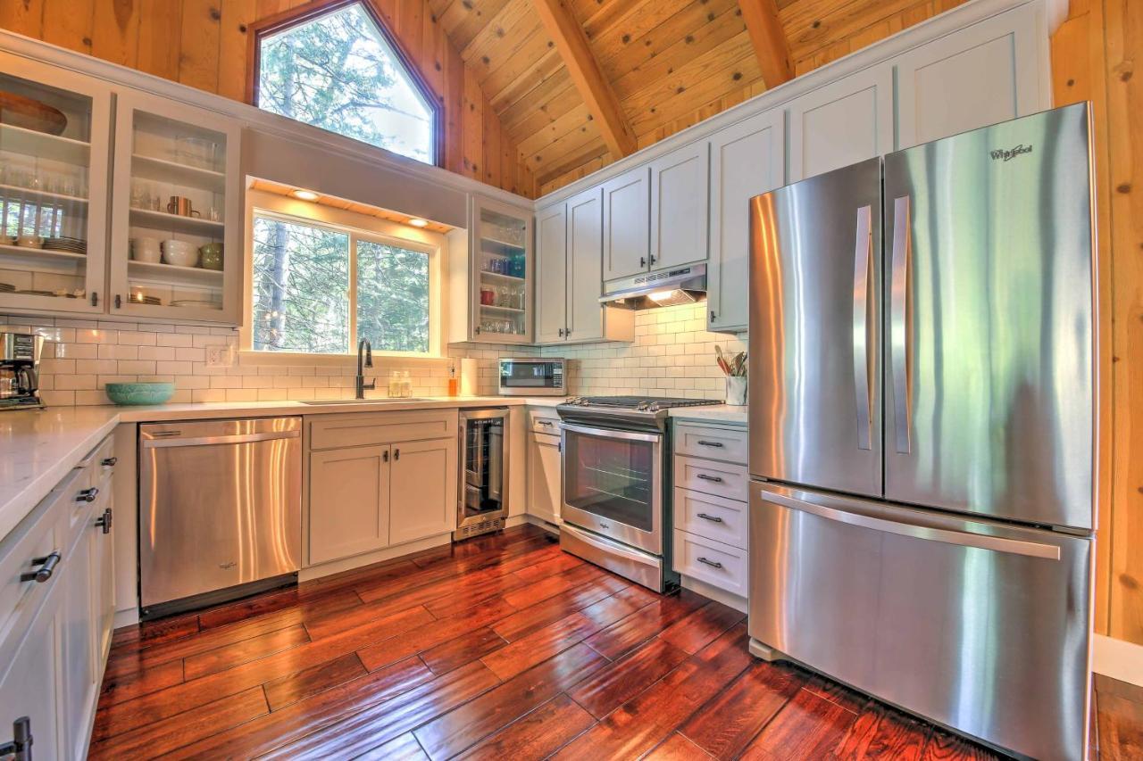 Gorgeous Lake Arrowhead Retreat Game Room And Deck المظهر الخارجي الصورة